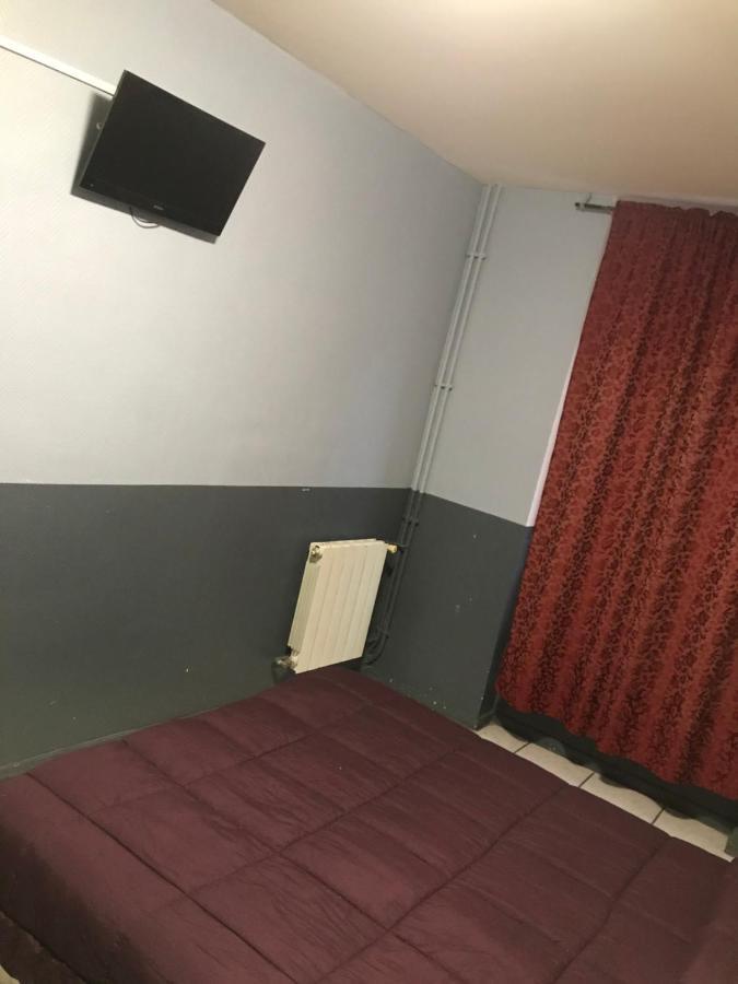 Hotel Fm Parigi