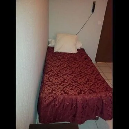 Hotel Fm *